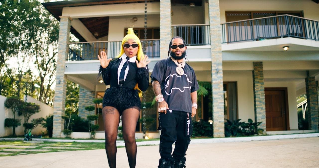 Imagen para: Chimbala y La Más Doll rompen la rutina con su nuevo dembow 'Te gusta (Mi marido)'
