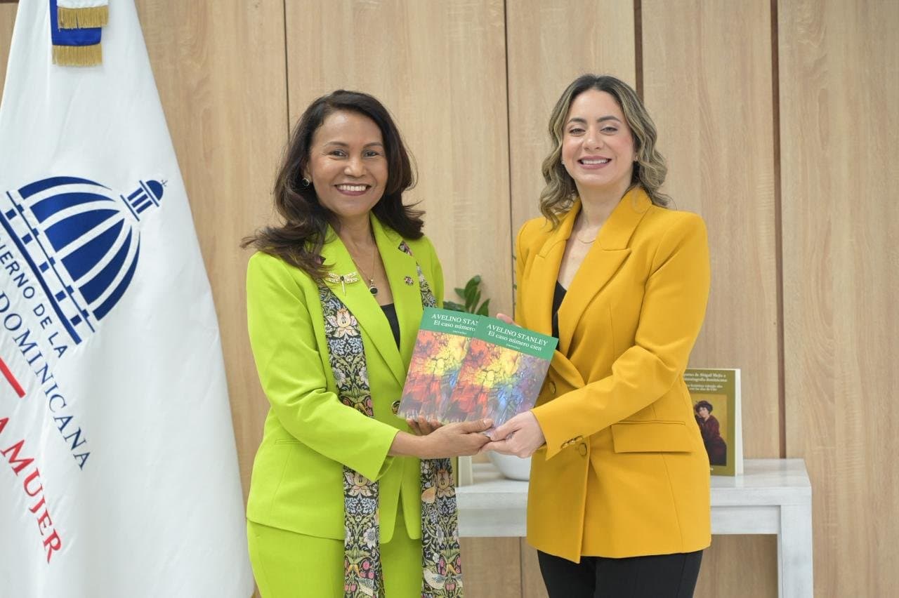 Imagen para: El legado de Abigail Mejía iluminado: Conmemoración nacional sobre la construcción de la voz femenina