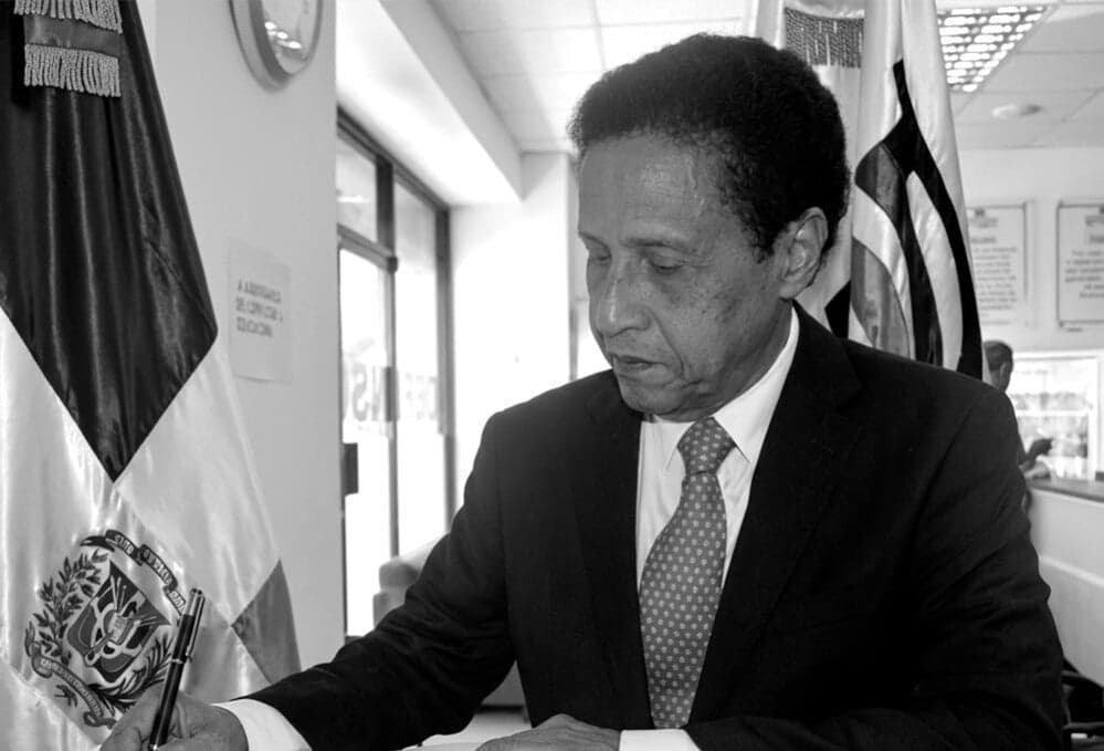 Fallece el comunicador Carlos Batista Matos, referente del periodismo de espectáculos en RD