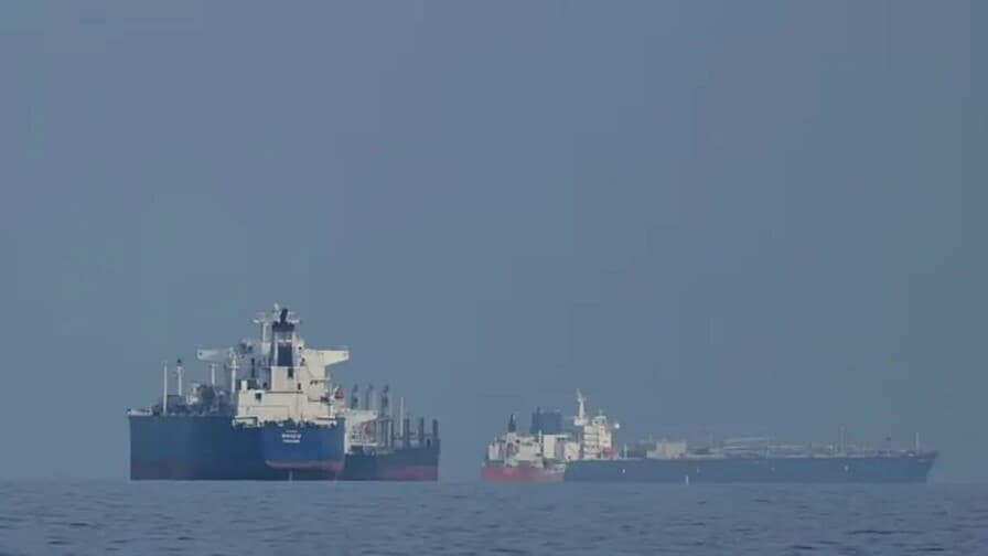 EE. UU. asegura haber bloqueado los puertos de Irán y "detenido por completo" su comercio